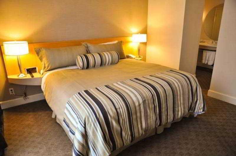 แซนด์แมน ซิกเนเจอร์ แวนคูเวอร์แอร์พอร์ต โฮเต็ล แอนด์ รีสอร์ต Hotel ริชมอนด์ ภายนอก รูปภาพ