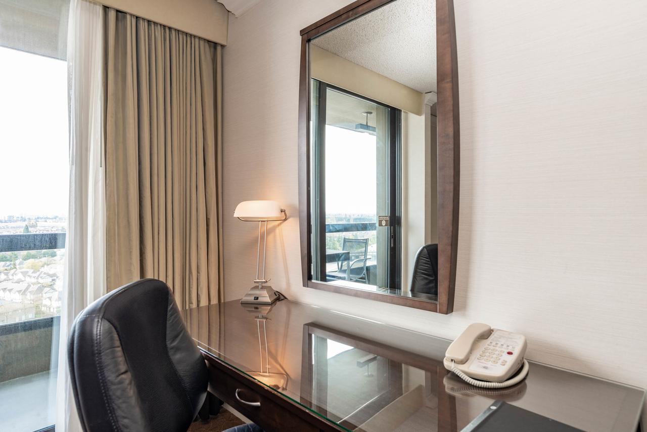 แซนด์แมน ซิกเนเจอร์ แวนคูเวอร์แอร์พอร์ต โฮเต็ล แอนด์ รีสอร์ต Hotel ริชมอนด์ ภายนอก รูปภาพ