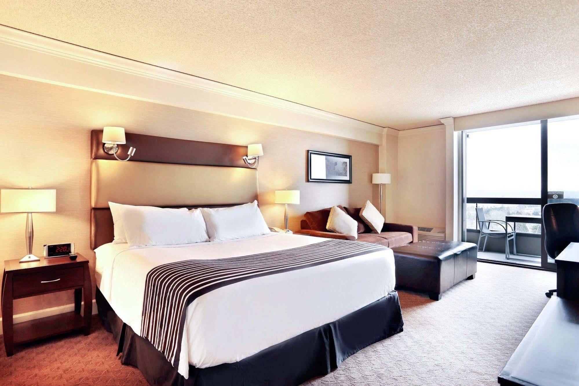 แซนด์แมน ซิกเนเจอร์ แวนคูเวอร์แอร์พอร์ต โฮเต็ล แอนด์ รีสอร์ต Hotel ริชมอนด์ ภายนอก รูปภาพ