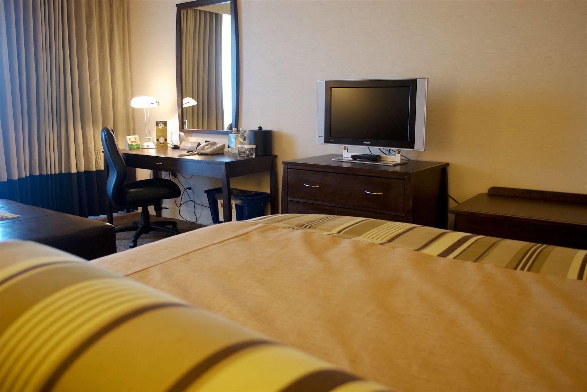 แซนด์แมน ซิกเนเจอร์ แวนคูเวอร์แอร์พอร์ต โฮเต็ล แอนด์ รีสอร์ต Hotel ริชมอนด์ ภายนอก รูปภาพ